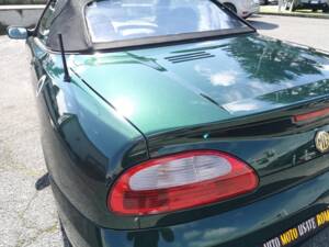 Bild 36/42 von MG TF 115 (2002)