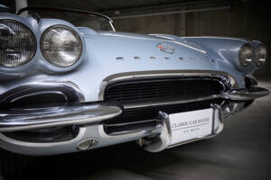 Image 21/78 of Chevrolet Corvette (1962)