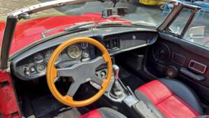 Immagine 25/41 di MG MGB (1979)