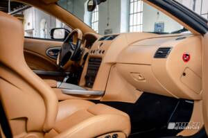 Afbeelding 14/19 van Aston Martin V12 Vanquish S (2005)