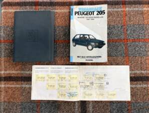 Image 9/20 of Peugeot 205 Roland Garros (1992)