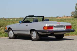Image 38/50 de Mercedes-Benz 560 SL (1988)