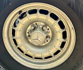Afbeelding 52/73 van Mercedes-Benz 380 SE (1984)
