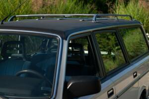 Immagine 22/43 di Volvo 240 GLE Injection (1989)
