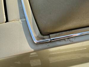Image 21/31 of Lincoln Continental Diamond Jubilee Gold Edition (1978)