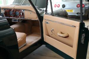 Image 30/50 of Jaguar XK 150 FHC (1959)