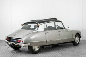 Image 2/50 of Citroën D Spécial (1971)