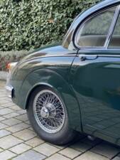 Image 4/7 of Jaguar Mk II 3.8 (1967)