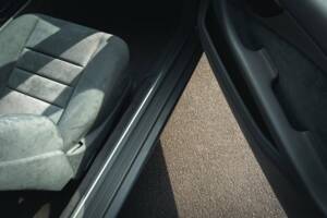 Bild 12/15 von Mercedes-Benz 560 SEC (1990)