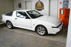 Image 39/49 of Mitsubishi Starion (1989)