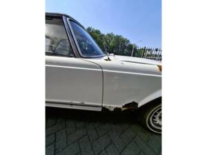 Image 10/50 de Mercedes-Benz 250 SL (1967)