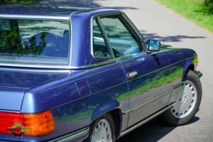 Immagine 31/60 di Mercedes-Benz 420 SL (1987)