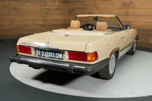 Immagine 19/29 di Mercedes-Benz 380 SL (1983)