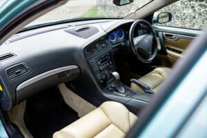 Image 30/50 de Volvo V70 R AWD (2003)