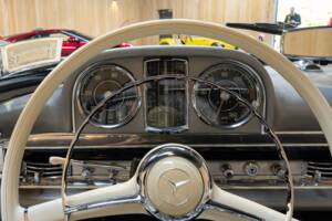 Bild 51/81 von Mercedes-Benz 300 SL Roadster (1959)