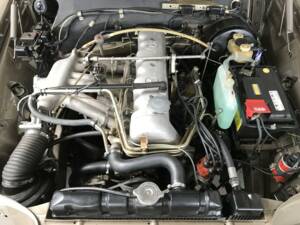 Image 29/38 de Mercedes-Benz 280 SE (1967)