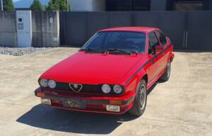 Imagen 1/35 de Alfa Romeo GTV 2.0 (1981)
