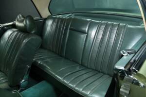 Image 18/30 de Mercedes-Benz 280 SE (1970)