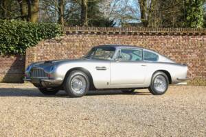 Bild 21/50 von Aston Martin DB 6 (1968)