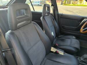 Immagine 10/39 di Alfa Romeo 33 1.7 16v QV (1991)