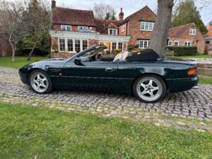 Image 12/44 of Aston Martin DB 7 Volante (1998)