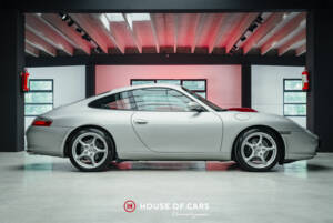 Image 5/24 of Porsche 911 Carrera (2004)