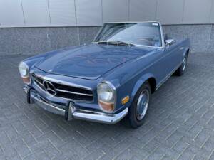 Image 3/36 of Mercedes-Benz 280 SL (1971)