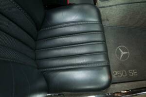 Imagen 27/50 de Mercedes-Benz 250 SE (1966)