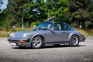 Image 3/44 de Porsche 911 Carrera 3.2 &quot;#250.000 911&quot; (1988)
