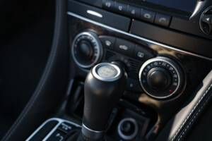 Image 12/51 of Mercedes-Benz SL 65 AMG (2007)