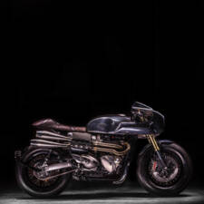Afbeelding 2/8 van Triumph DUMMY (2017)