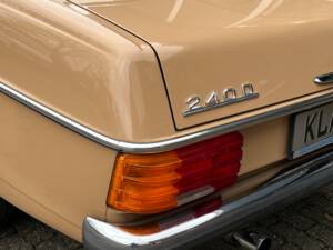 Imagen 70/81 de Mercedes-Benz 240 D 3,0 (1976)