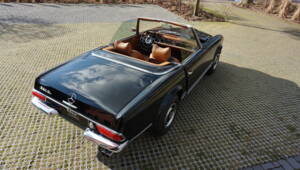 Image 6/29 de Mercedes-Benz 230 SL (1965)