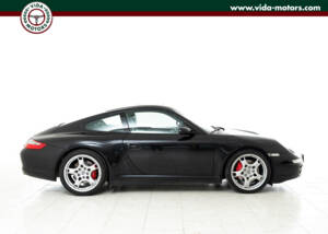 Image 8/54 of Porsche 911 Carrera 4S (2006)