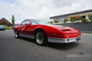 Bild 15/66 von Pontiac Firebird TransAm (1989)