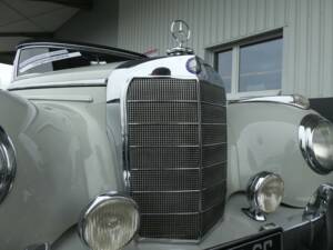 Immagine 25/33 di Mercedes-Benz 300 Sc Cabriolet A (1957)
