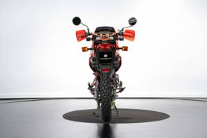 Image 3/50 de Honda NX 650 Dominator (1990)
