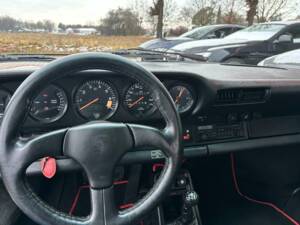 Image 13/20 de Porsche 911 Carrera 3.2 (1985)