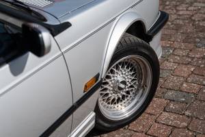 Image 3/49 of BMW M 635 CSi (1986)