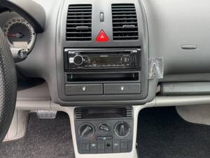 Immagine 16/21 di Volkswagen Lupo 1.2 TDI 3L (1999)