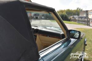 Image 20/75 de Mercedes-Benz 560 SL (1986)