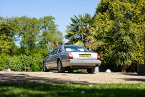 Image 26/50 of Bentley Continental R (1997)