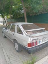 Image 2/5 of Ford Sierra 2.0 S (1985)
