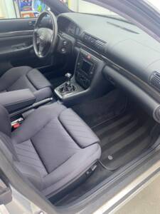 Image 35/50 of Audi S4 Avant (2001)