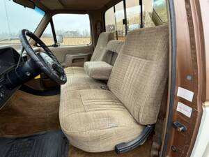 Immagine 11/22 di Ford F-250 (1988)