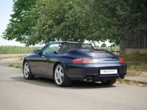Bild 10/46 von Porsche 911 Carrera 4S (1900)