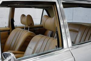 Immagine 28/50 di Mercedes-Benz 300 SEL 6.3 (1968)