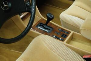Bild 42/50 von Mercedes-Benz 280 SEL (1983)