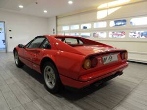 Image 3/15 de Ferrari 328 GTB (1987)