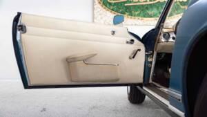 Image 21/33 of Mercedes-Benz 230 SL (1966)
